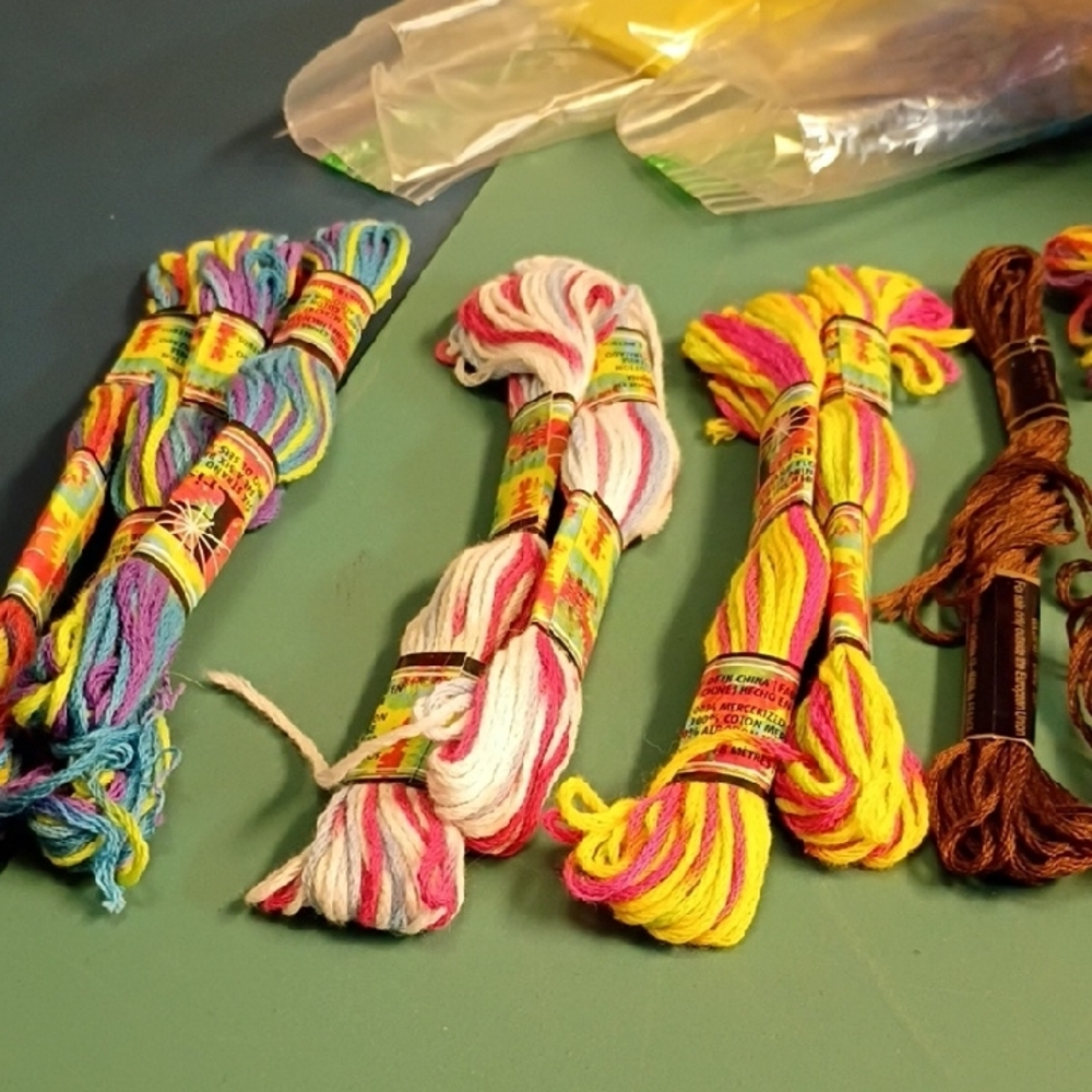 PRISM Multicolor Embroidery Floss Set - Picture 2 of 7
